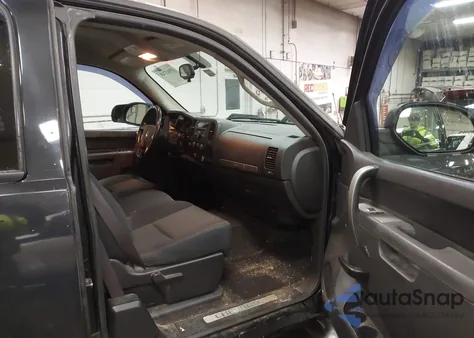 2010 Chevrolet Silverado 1500 Lt from USA, damaged, VIN 1GCSKSE39AZ105389